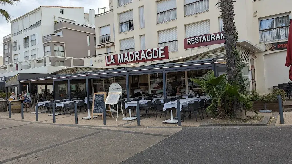 Restaurant la Madragde_Agde_slider_image_1