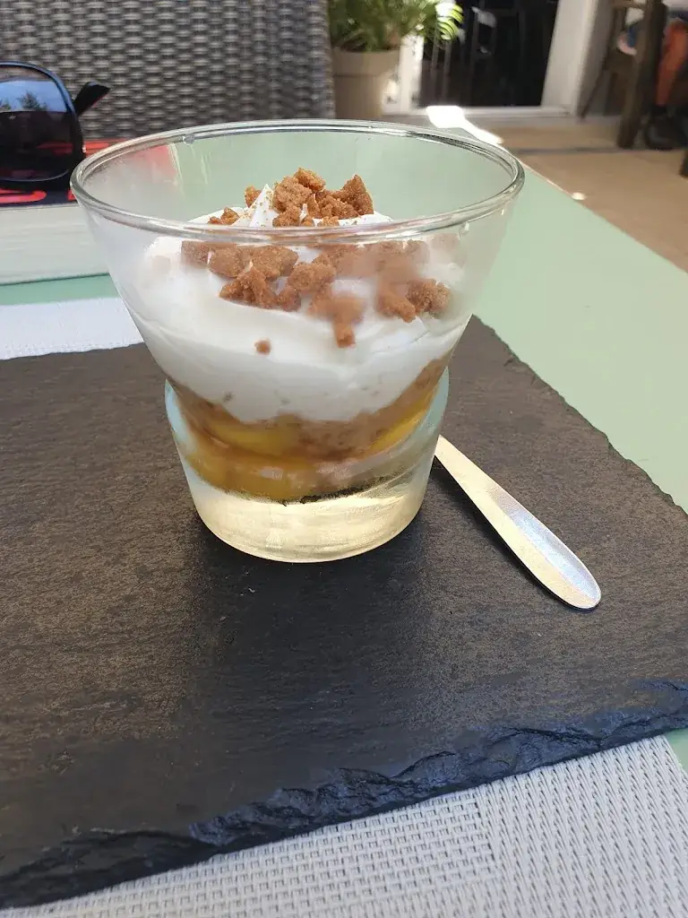 UpSideDown_Crocus Bistro_Agde_review