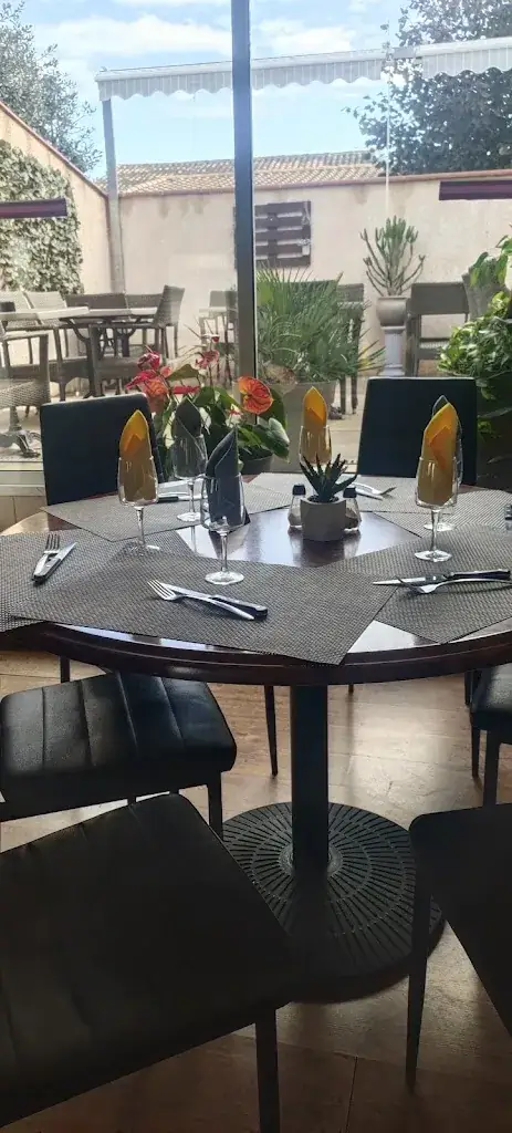 Paule Soto_Crocus Bistro_Agde_review