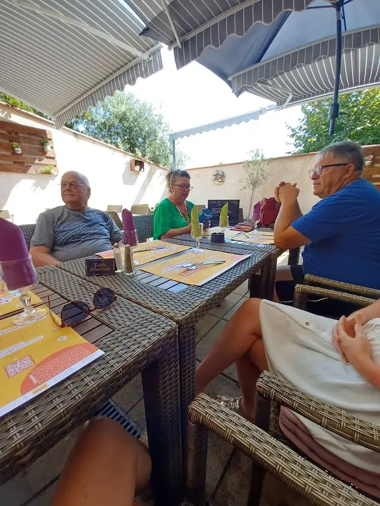 Veronique Marchal_Crocus Bistro_Agde_review