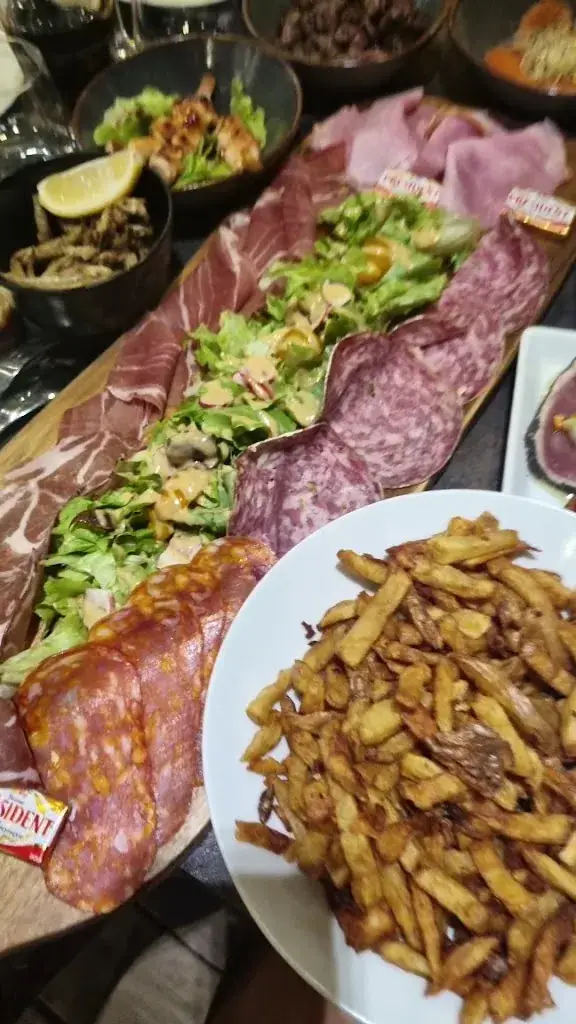 Le 7_Agde_slider_image_2