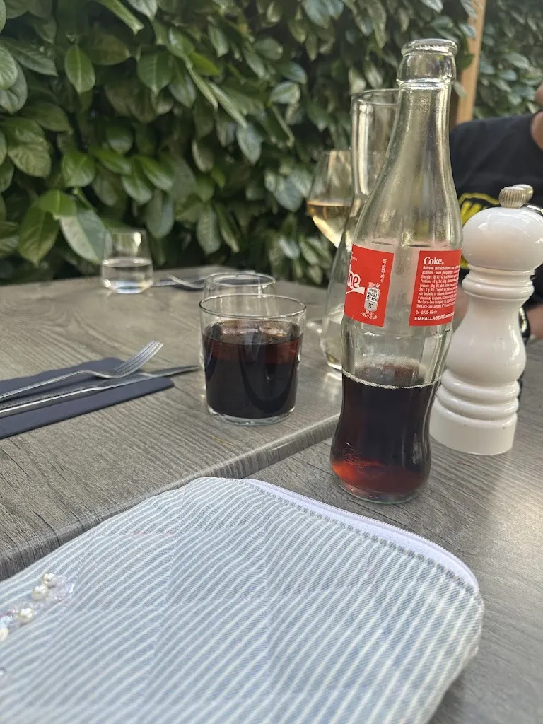 Lydie GILLET_L'Embucaïre Repere Gourmand_Albias_review