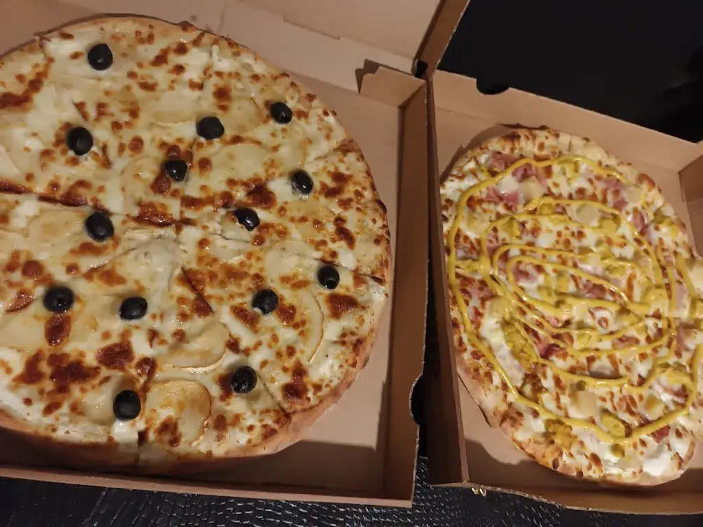 Habben's PIZZA_Albias_slider_image_2