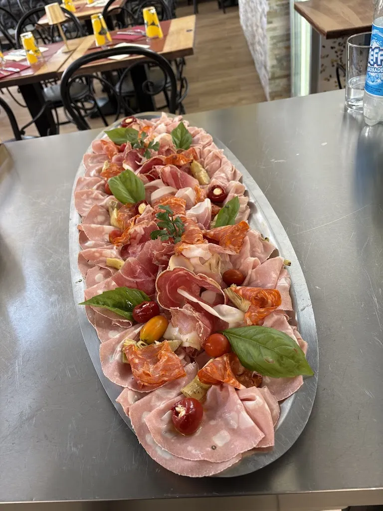 Primo Amore Alenya,restaurant italien, trattoria, épicerie fine italienne Proche Perpignan_Alénya_slider_image_3