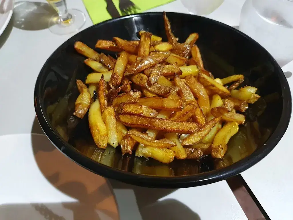 Ursula Werner_Al Moussec CHEZ JULIA_Alénya_review