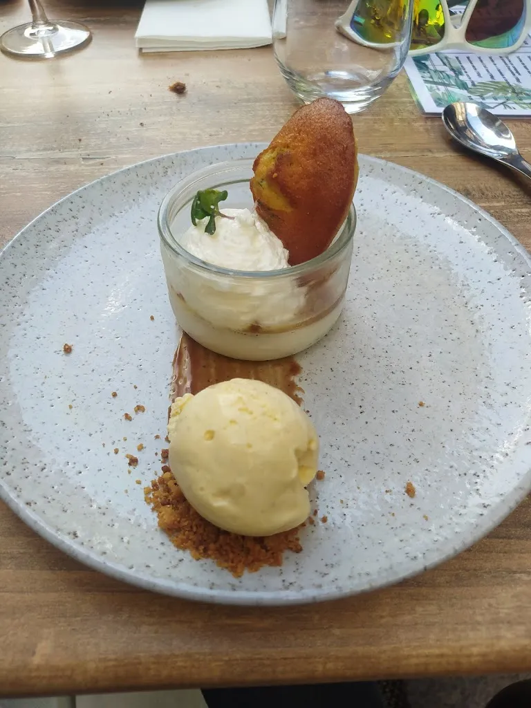 Victoria C_Restaurant Le Cascarbar à Albi_Albi_review