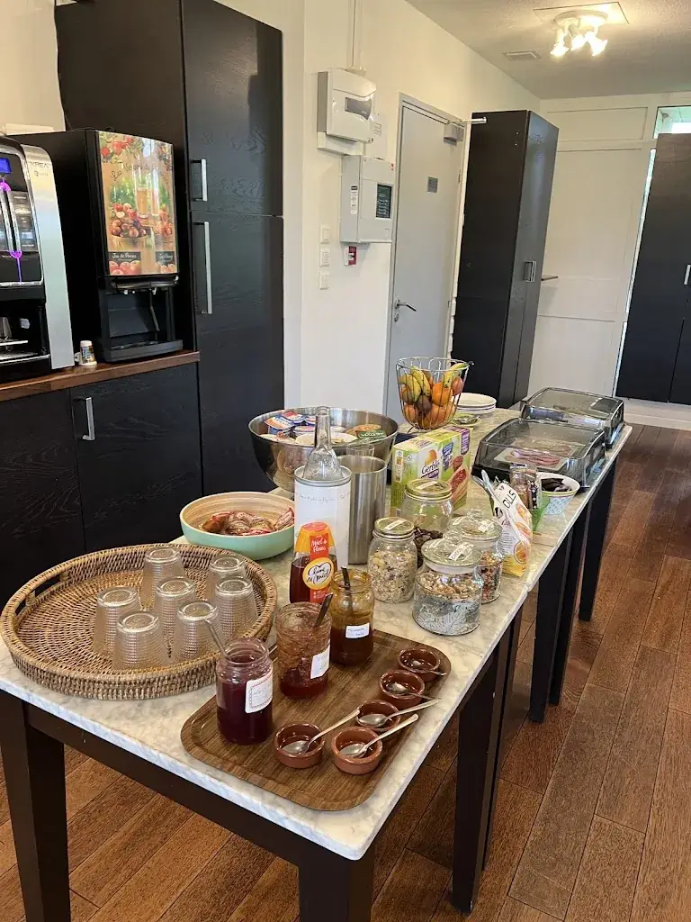 Amanda Dickson_Hôtel Restaurant EVAN_Lempdes-sur-Allagnon_review