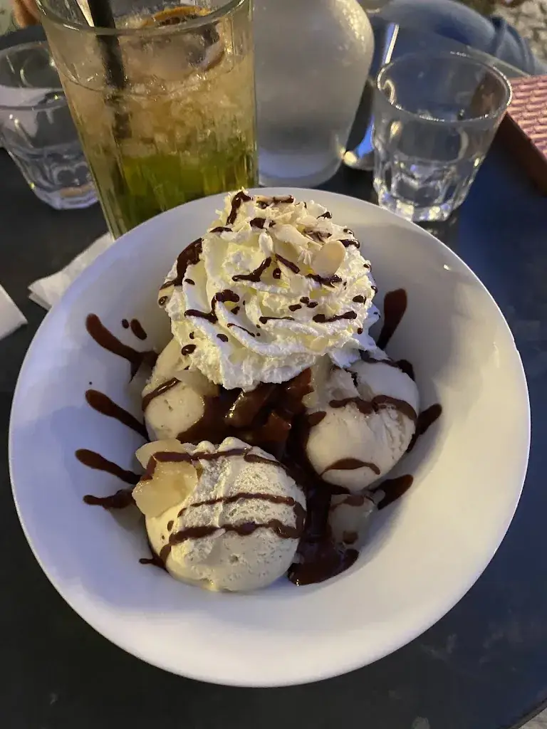 romane lps_Grand Café Le Pontié_Albi_review