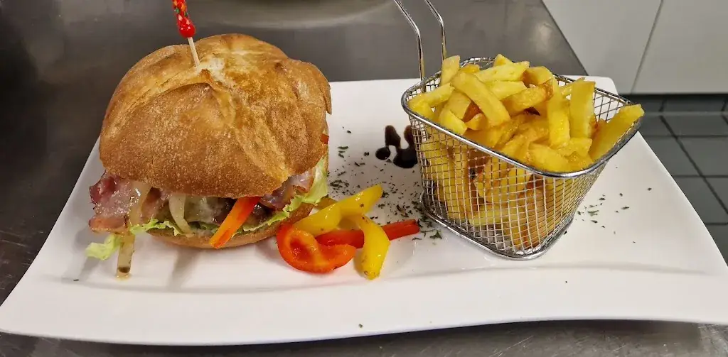 Restaurant Au Vieux Four_Delley-Portalban_slider_image_2