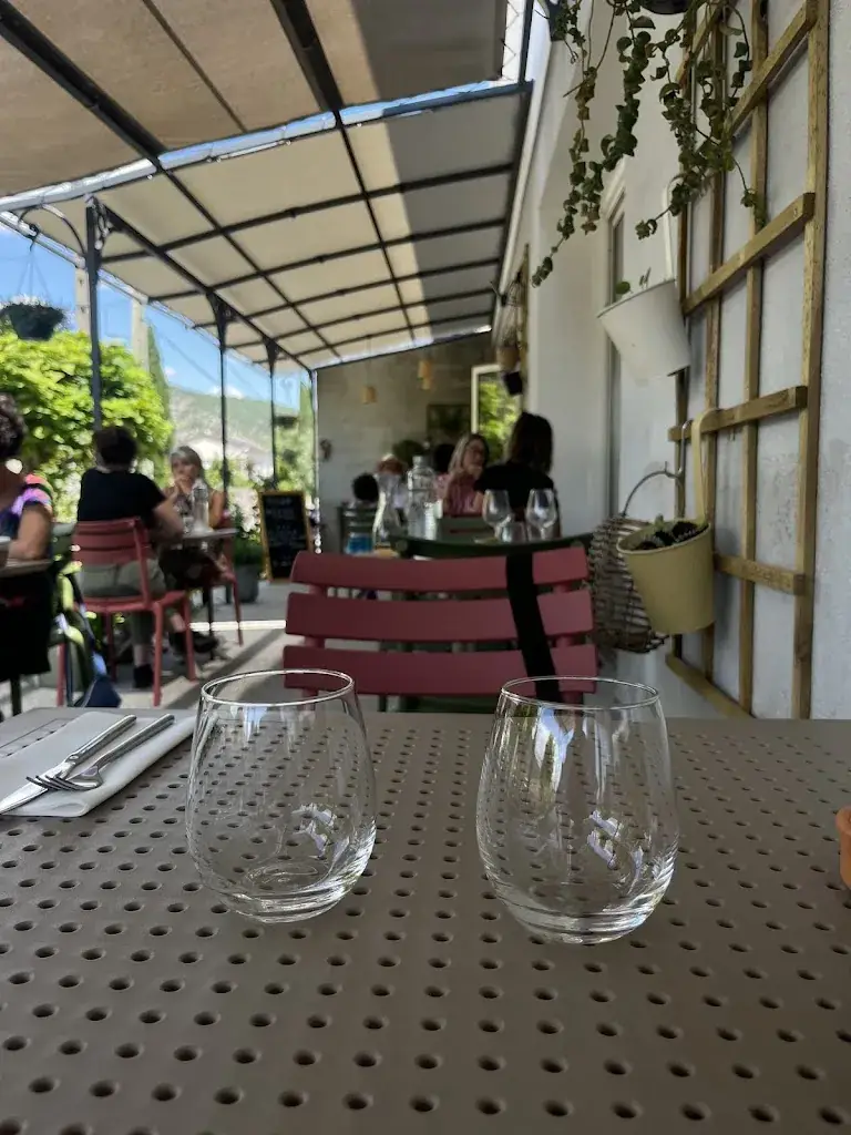 Michelle Chavaillaz_Restaurant CheZelles_Pouzin_recensione