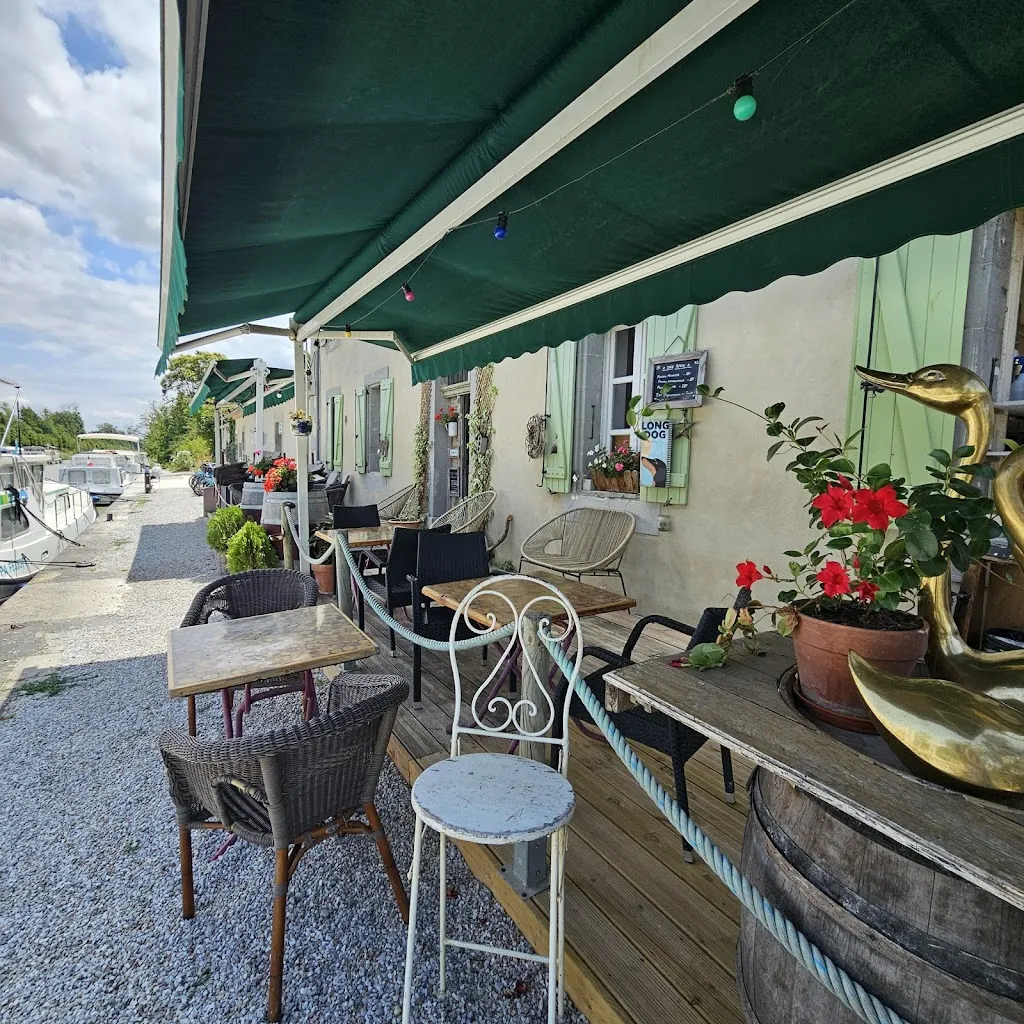 Suzi Johnson_Restaurant L'Île aux Oiseaux_Bram_review