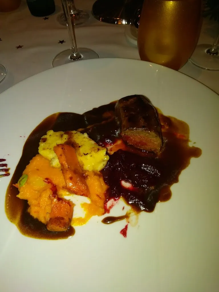 David Hodgskin_l'ambrosia_Pezens_review