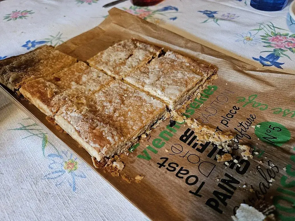 Bernard Guisti_Boulangerie pâtisserie Sandwicherie Duffourg jean Claude_Alzonne_review