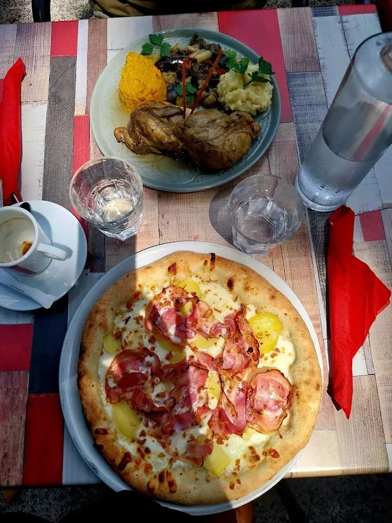 Carla Van Den Eeckhoudt_Le Meli Melo_Anduze_review