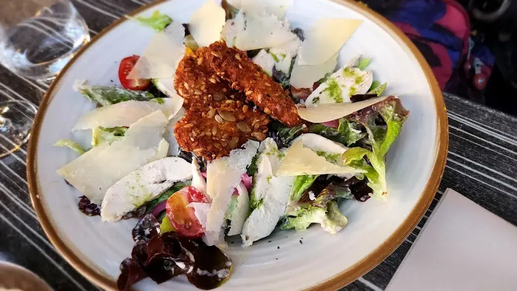 Markus Omega_Bistrot des Terrasses_Aniane_review