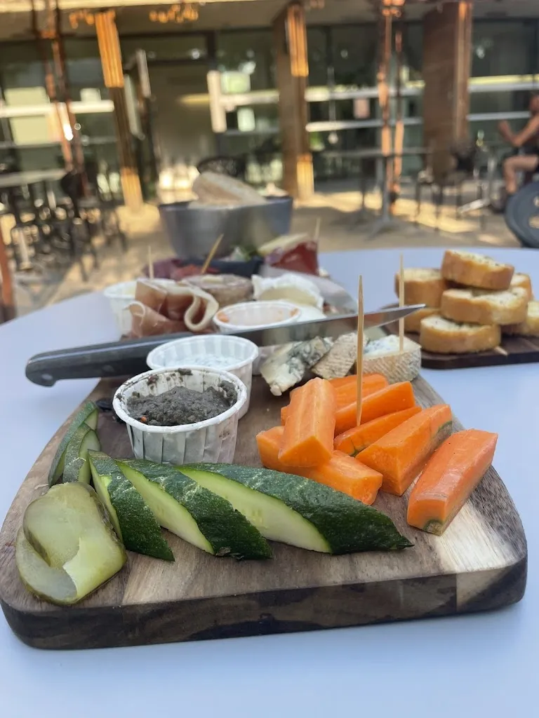 Restaurant - La Table du Pont du Diable -_Aniane_slider_image_3