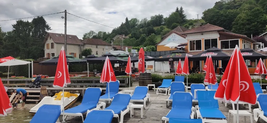 C. A._La Plage des Dauphins_Charavines_review