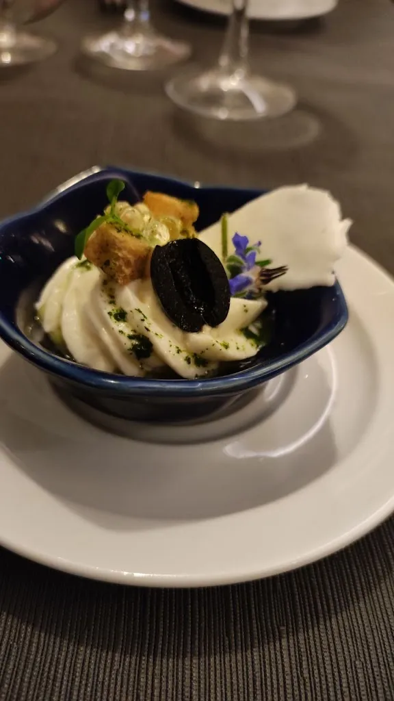 valerie villelongue_Restaurant L'Aramon Gourmand_Pézilla-la-Rivière_review