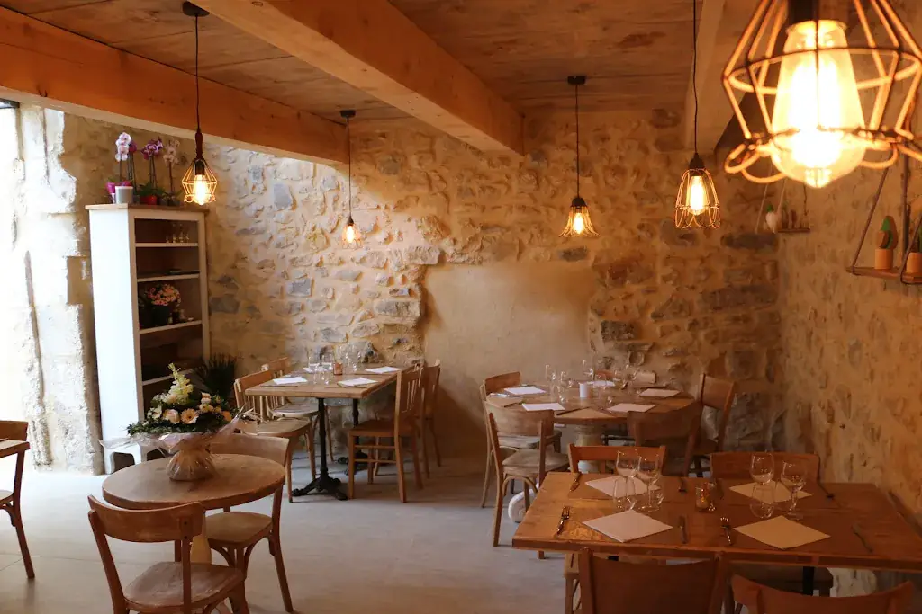 Restaurant L'Oranger_Boulbon_slider_image_1