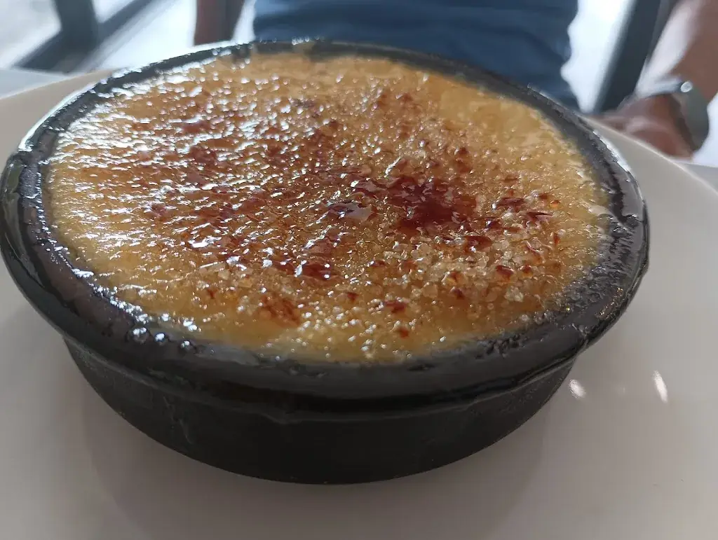 Nathalie Lauvergeon_Gare à Fufu!_Aramon_review