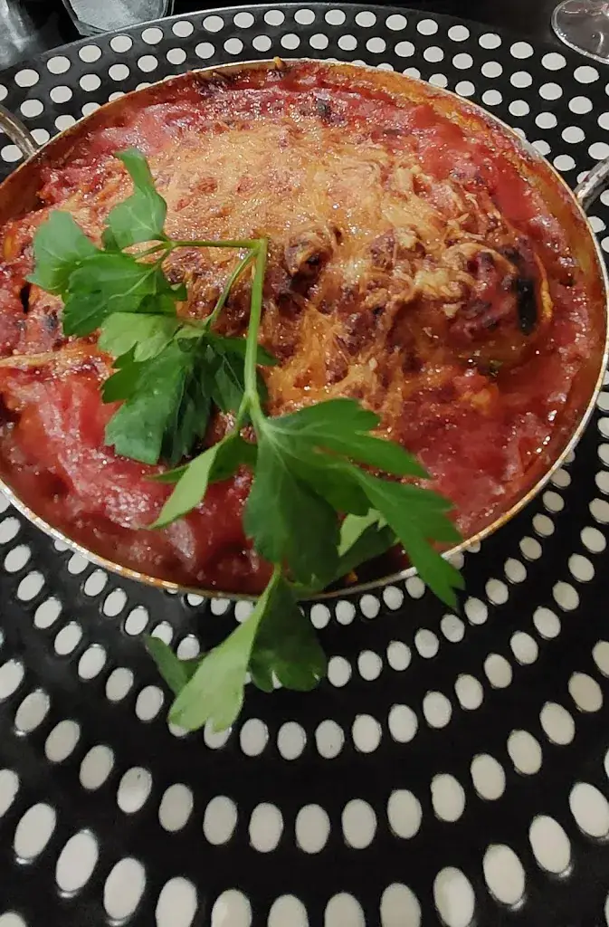 Paula Xenos_L'assiette alésienne_Alès_review