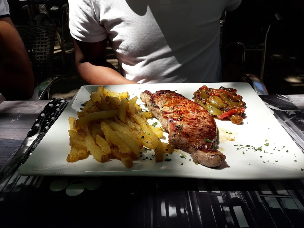 elo desp_ALÈS.Brasserie de l'Hôtel de Ville_Alès_review