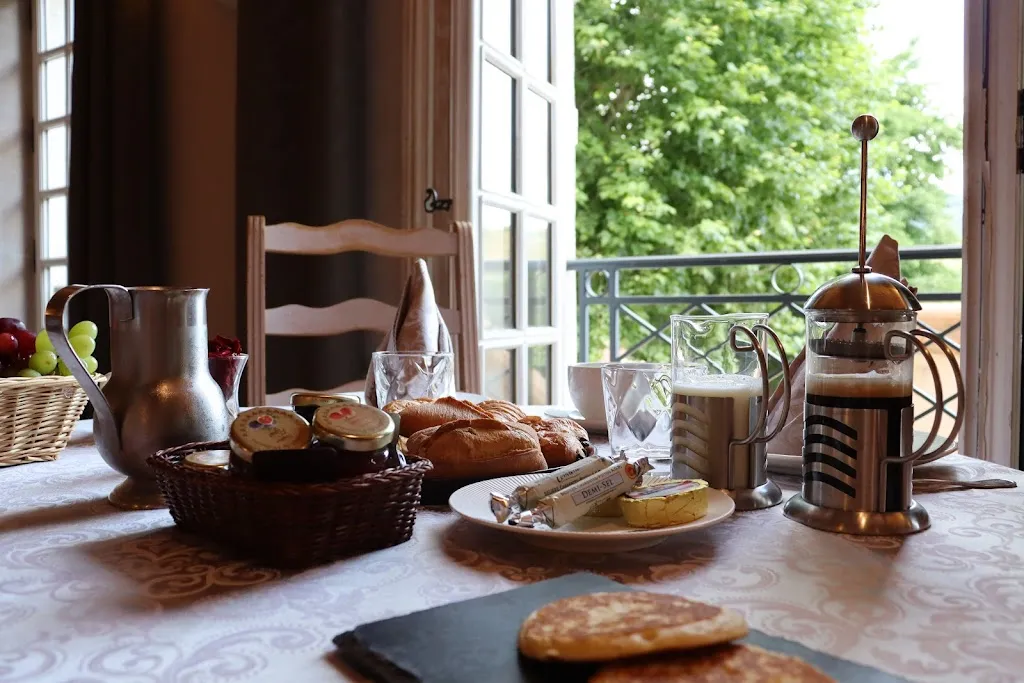 CHATEAU DES LOGES_Perréon_slider_image_2