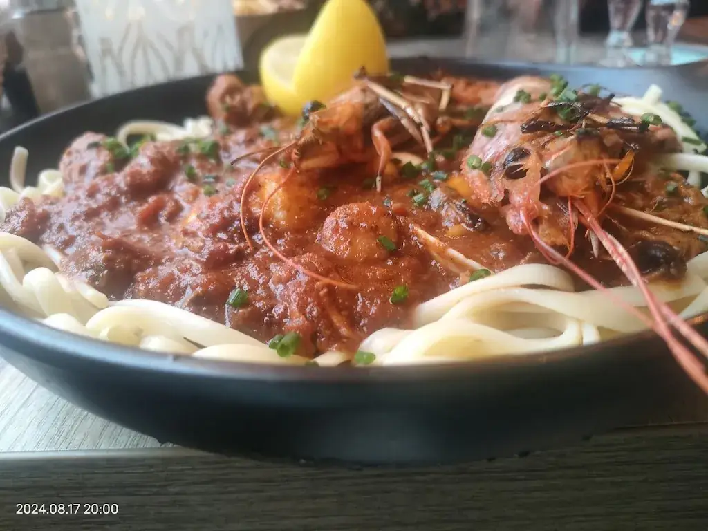 Robert Maxwell_L’Antik_Argelès-sur-Mer_review