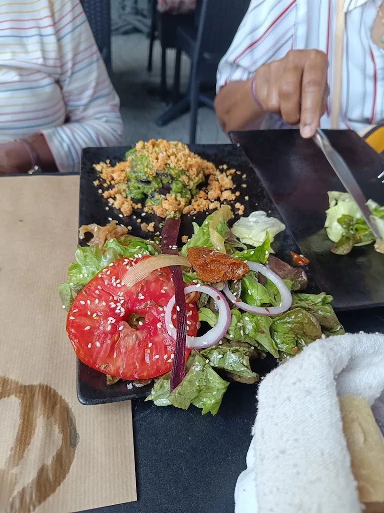 Greg Ryan_Le Petit Rest'Eau_Argelès-sur-Mer_review