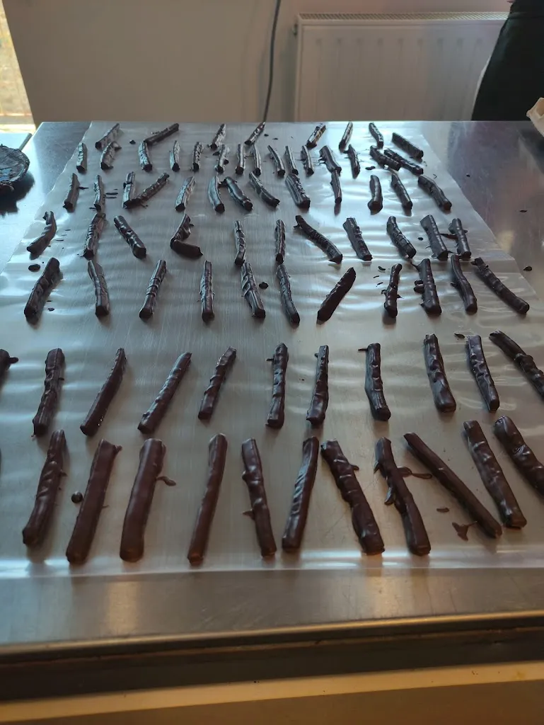 Coralie Lazzarin_La Cuisine De Fred_Perréon_review