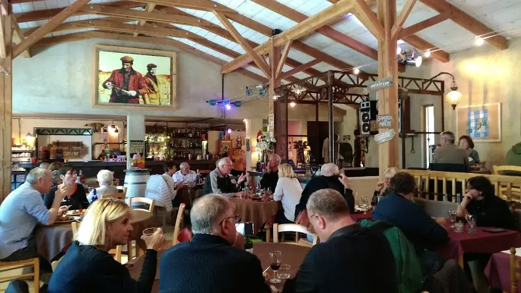 Chris Backhouse_LA GRANGE - PUB RESTAURANT_Bize-Minervois_review