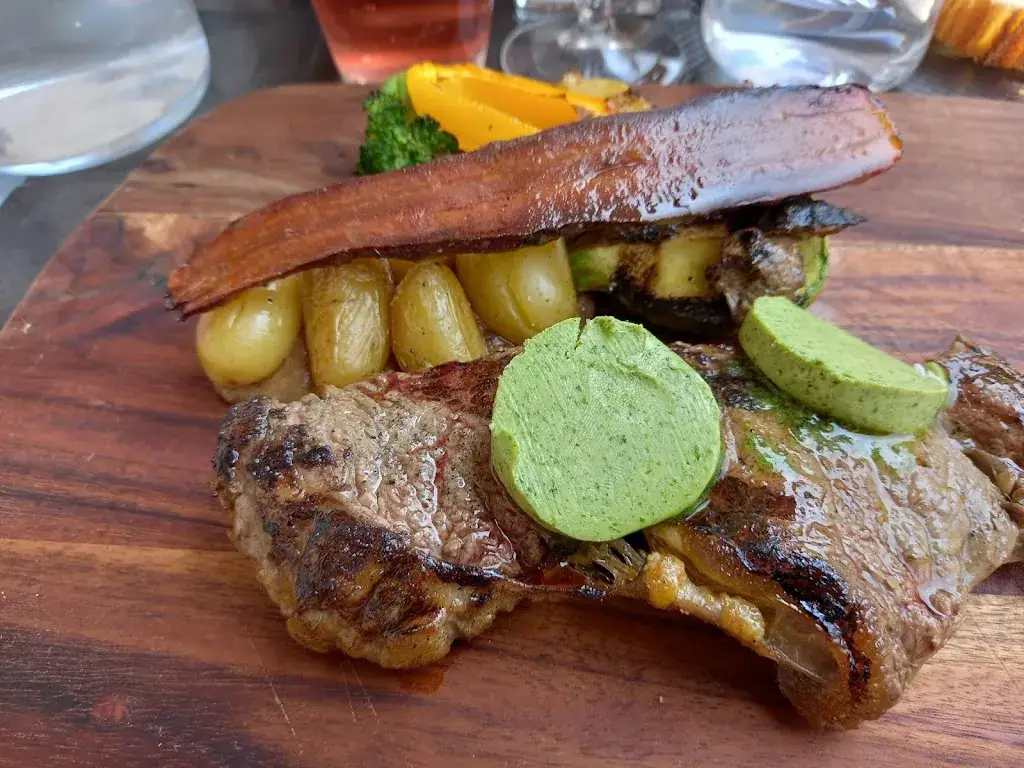 Bistrot De La Placette_Mirepeisset_slider_image_2