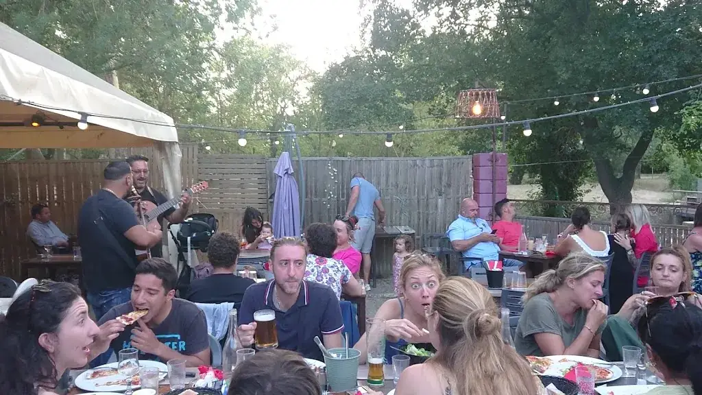 Complexe la Garenne_Mirepeisset_slider_image_2