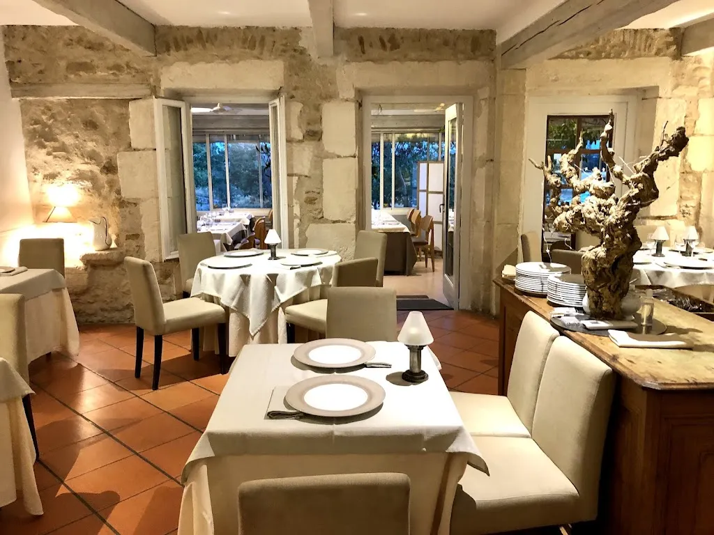 Auberge de la Croisade restaurant in Cruzy