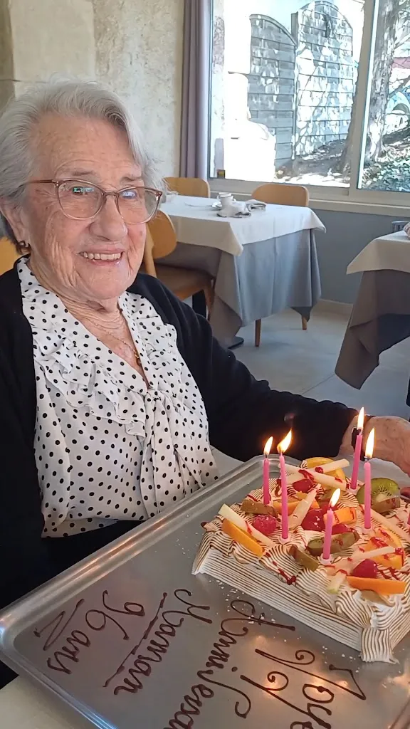 Auberge de la Croisade_Cruzy_slider_image_2