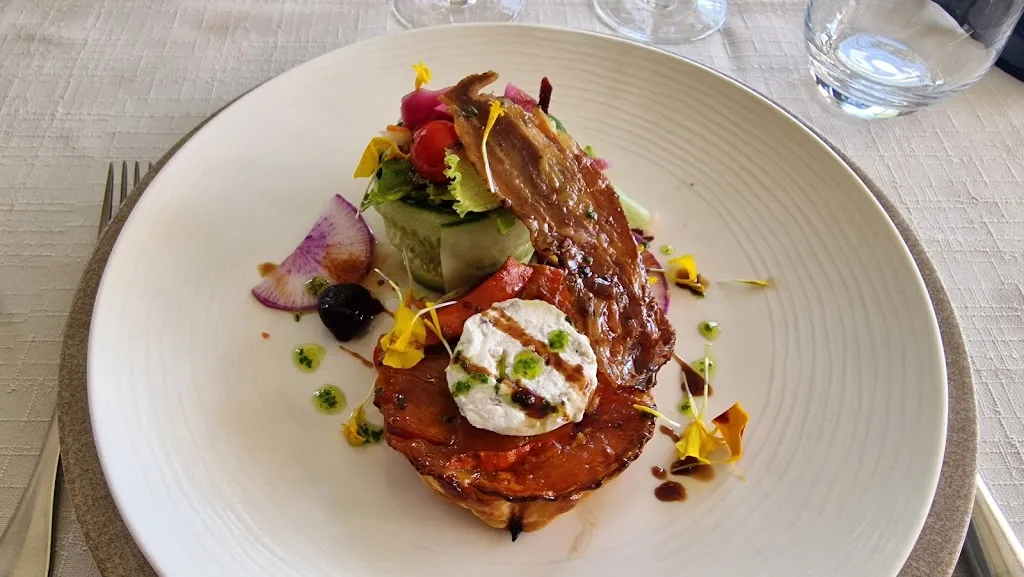 Auberge de la Croisade_Cruzy_slider_image_3