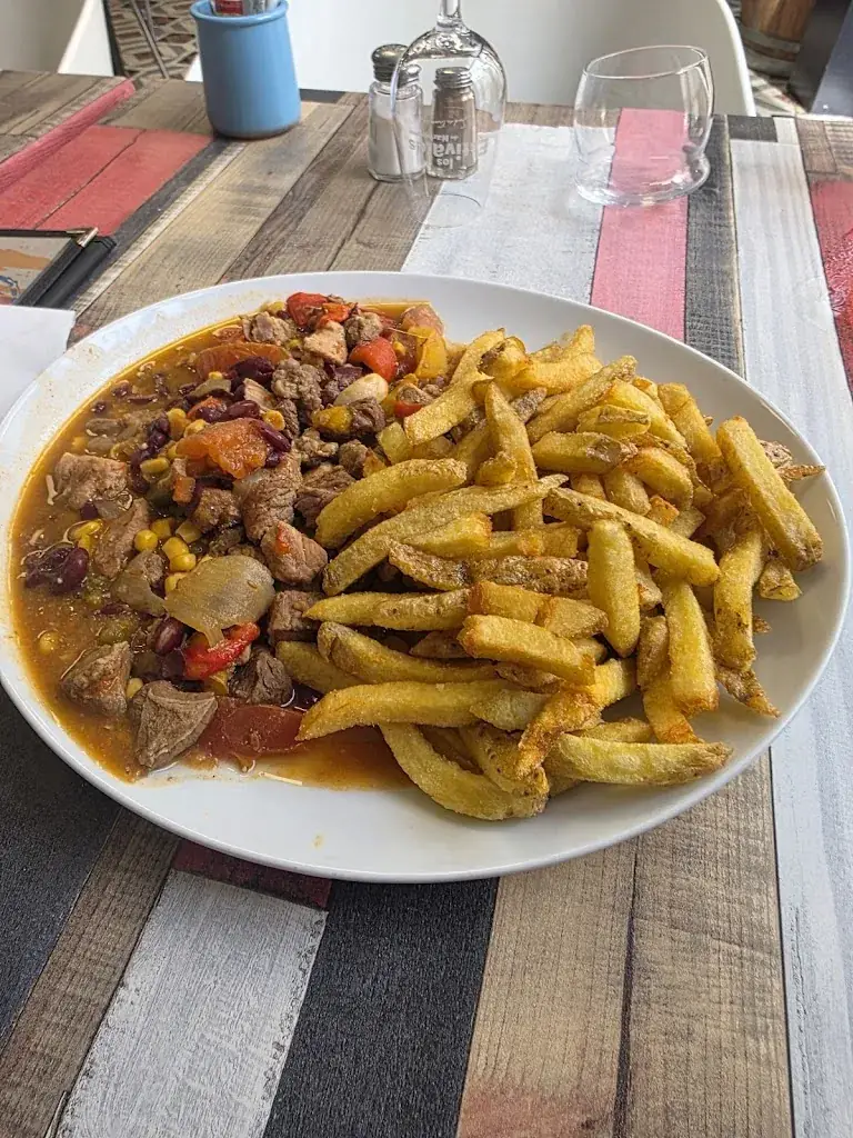 Saturnin Alvarez-Ubinas_Le relais de la Clape_Armissan_review