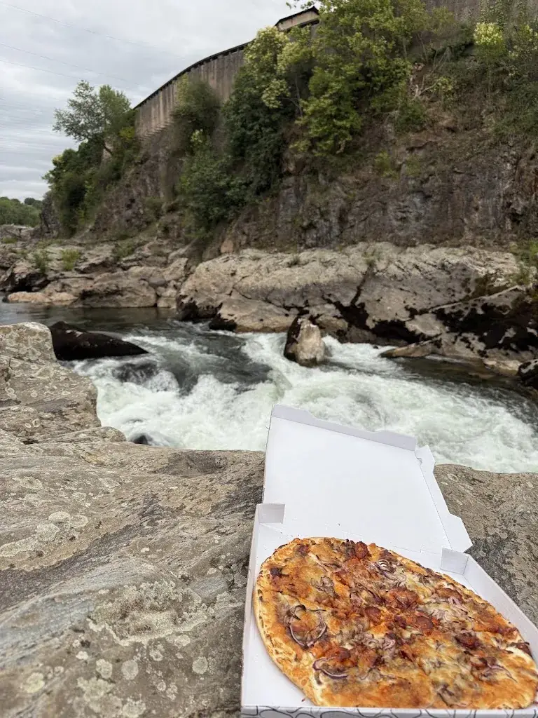 Eduard Protsenko_FeedPizza_Arthès_review