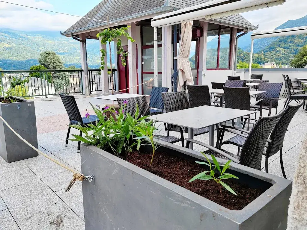 Le Numéro 3 Restaurant in Argelès-Gazost