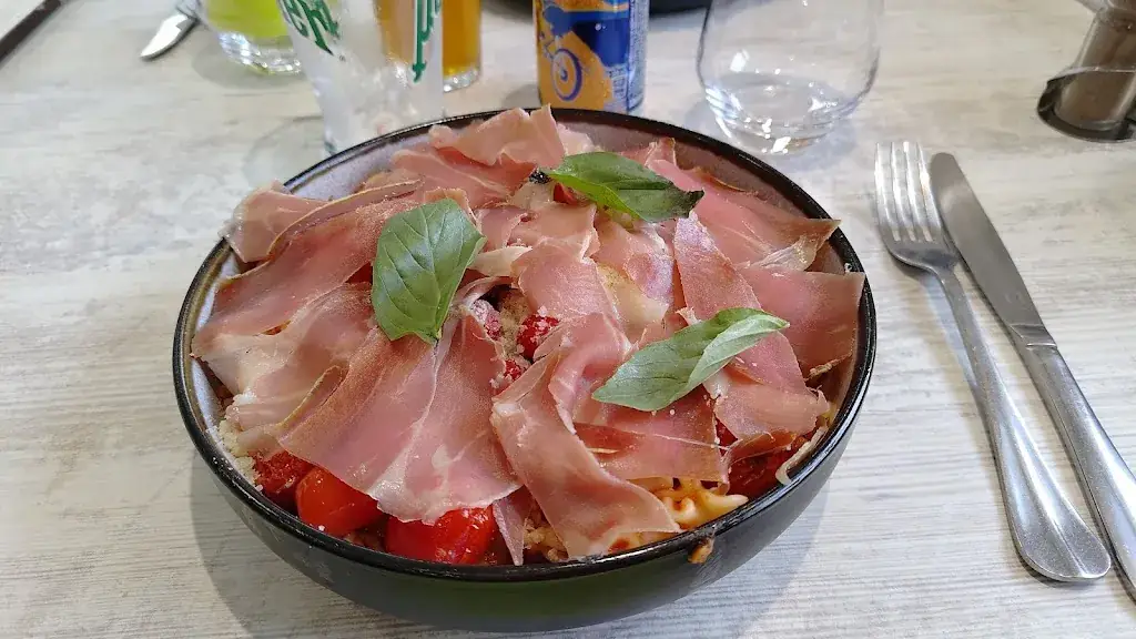 Le Numéro 3_Argelès-Gazost_slider_image_3