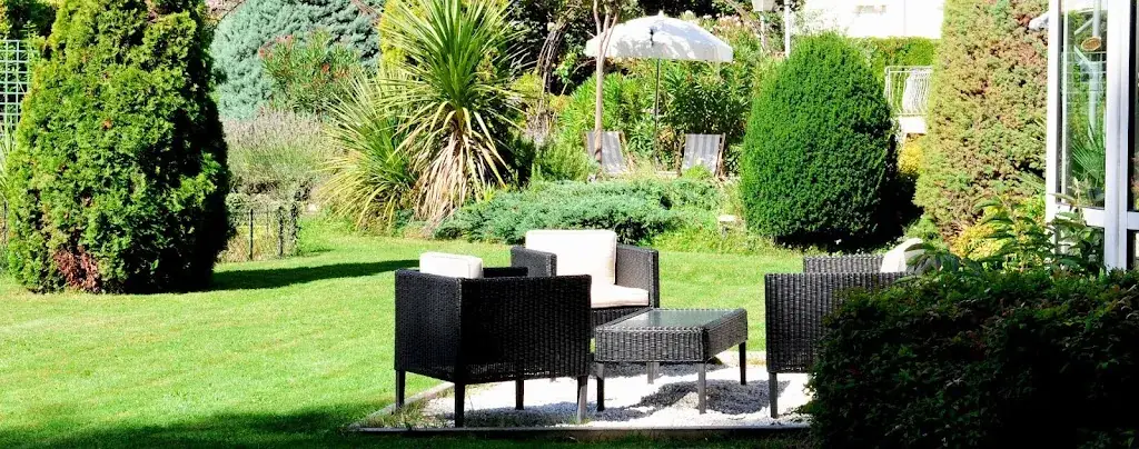 RESTAURANT DES PETITS POIS SONT ROUGES_Argelès-Gazost_slider_image_1