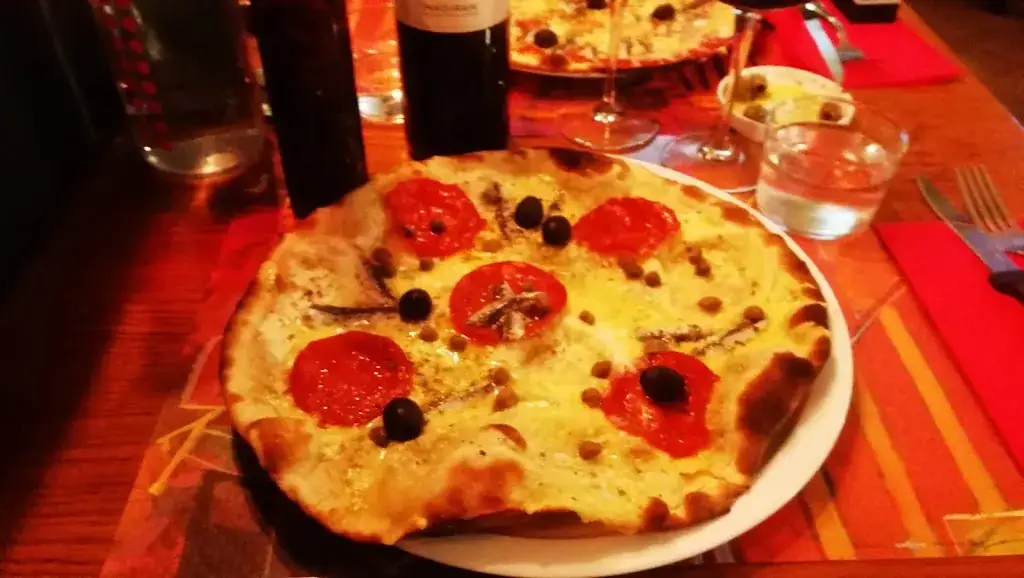 Ronny Lundström_La Piazza_Argelès-Gazost_review