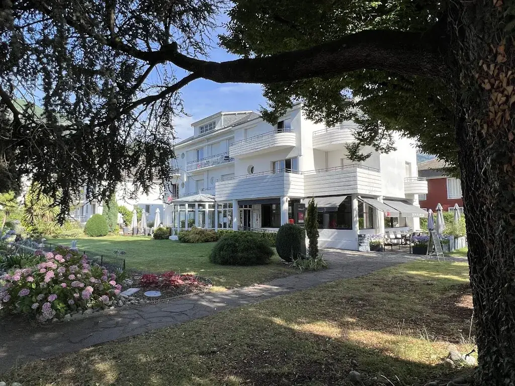 Johnny Damkjær Rasmussen_LOGIS Hôtel le Miramont_Argelès-Gazost_review