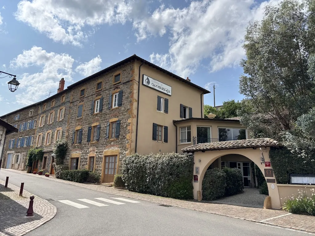 Harm van Vuuren_Auberge de Clochemerle Hôtel-spa privatif & Restaurant 1 étoile MICHELIN_Vaux-en-Beaujolais_reseña