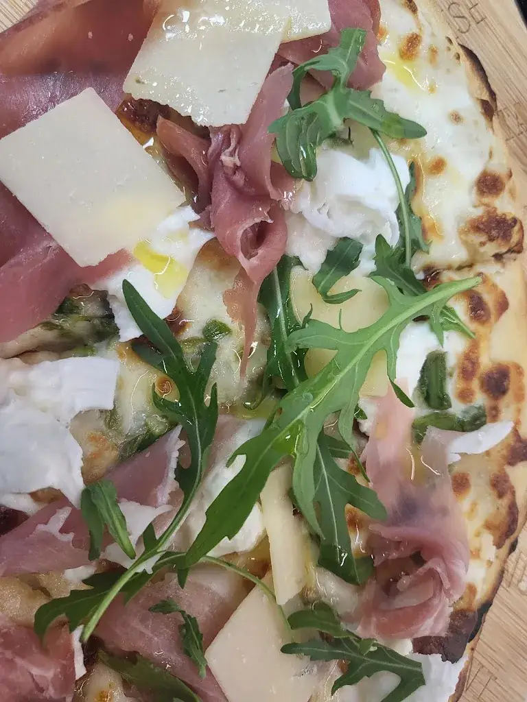 Pizza'Cam restaurant in Aspiran