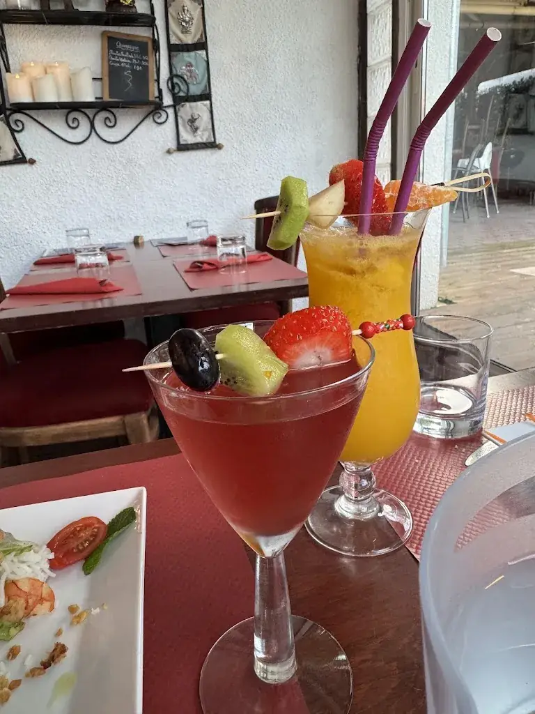 Daria_Nisa Thai_Péret_review