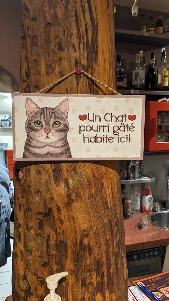 Aeghrond Thanderiol_Restaurant Le Chat Noir_Paulhan_review