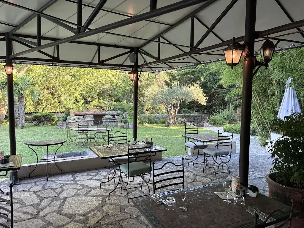 Restaurant La Source restaurant in Villeneuvette