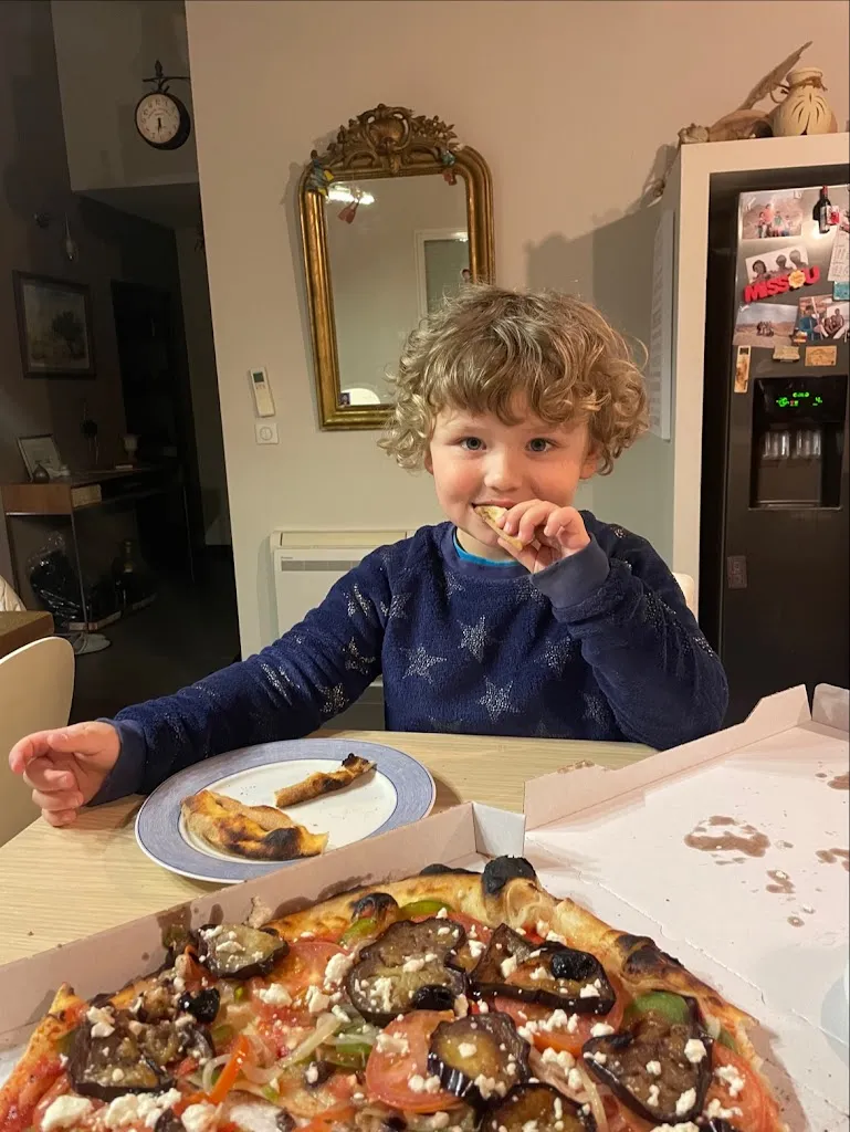 Kate Krykun_La Felicità_Péret_review