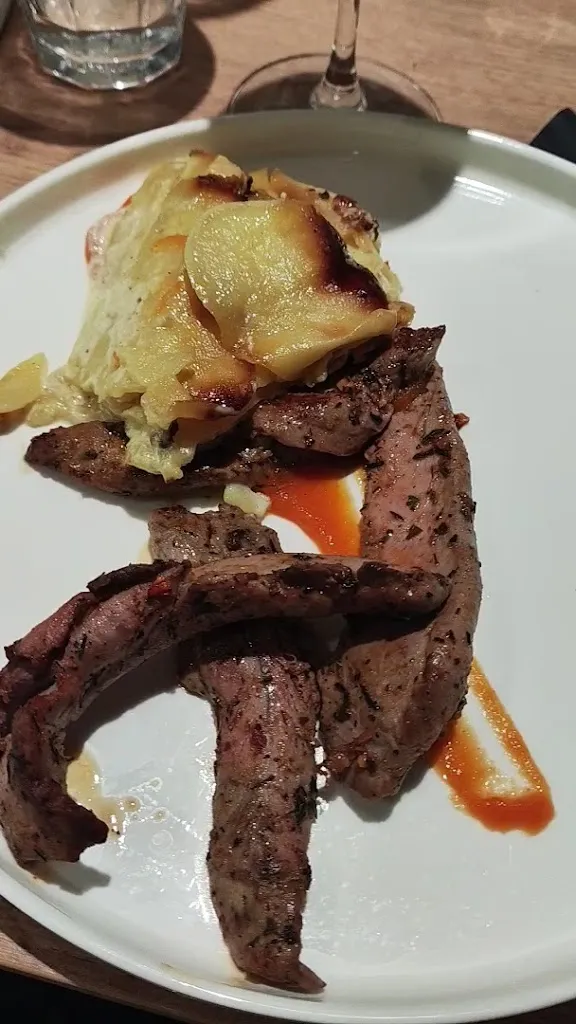 Le France Brasserie Restaurant_Auch_slider_image_2